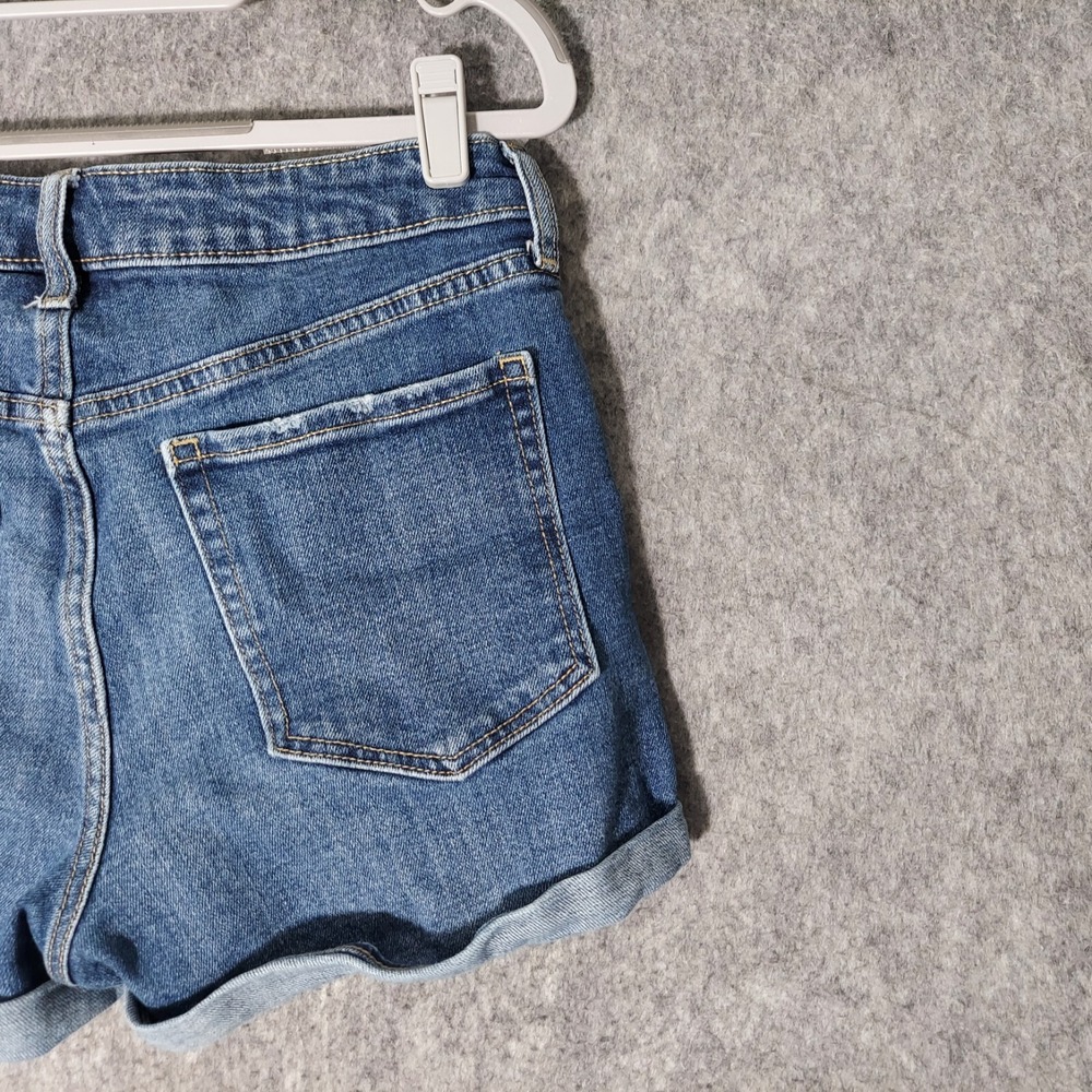 Old Navy OG Straight High-Rise Denim Jean Shorts Womens 8 Blue Distressed Cuffed - Picture 8 of 9